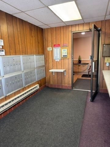 255 S West Avenue 305, Elmhurst, IL 60126