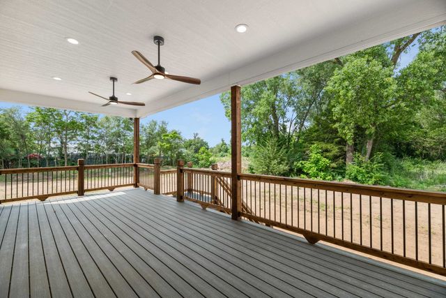 1203 E Maywood Ct, Wichita, KS 67216