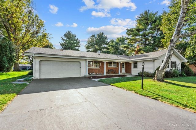 977 Lindenwood Drive, Aurora, IL 60506
