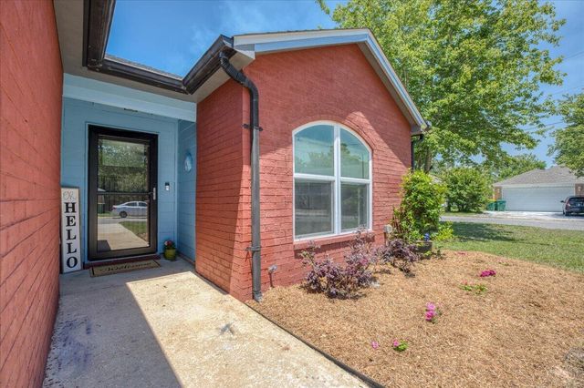 1765 Old Ranch Road, Fort Walton Beach, FL 32547