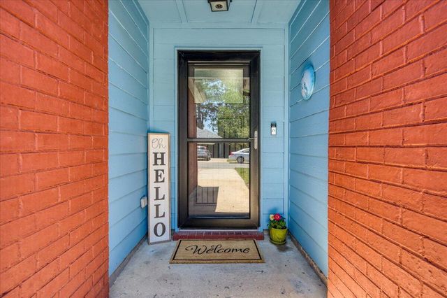 1765 Old Ranch Road, Fort Walton Beach, FL 32547