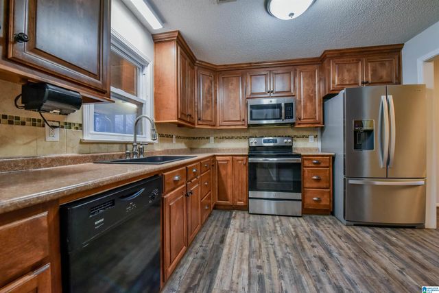 15923 LAKE HILL DRIVE, Northport, AL 35475