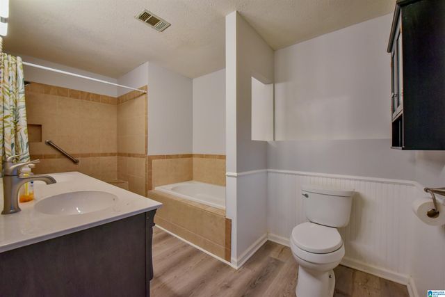 15923 LAKE HILL DRIVE, Northport, AL 35475