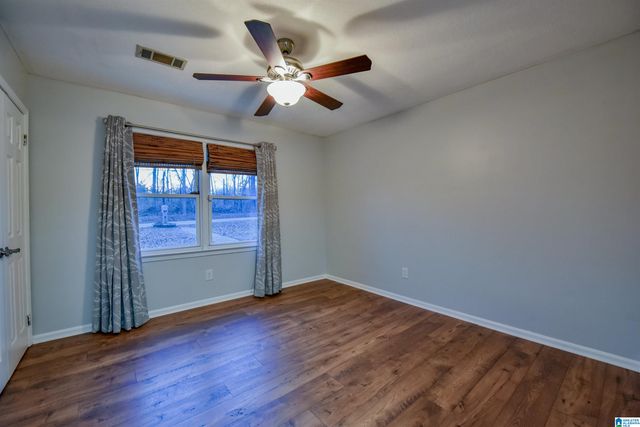 15923 LAKE HILL DRIVE, Northport, AL 35475