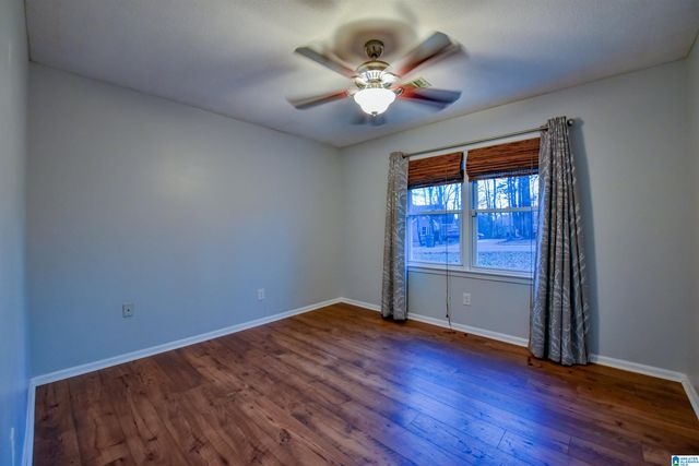 15923 LAKE HILL DRIVE, Northport, AL 35475