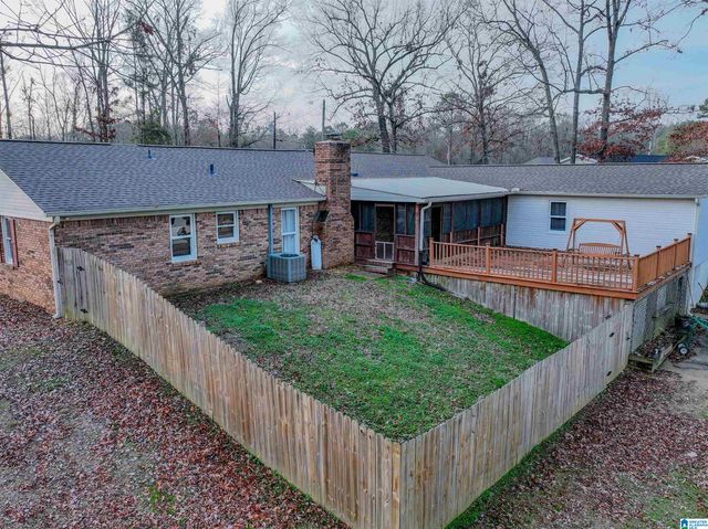 15923 LAKE HILL DRIVE, Northport, AL 35475