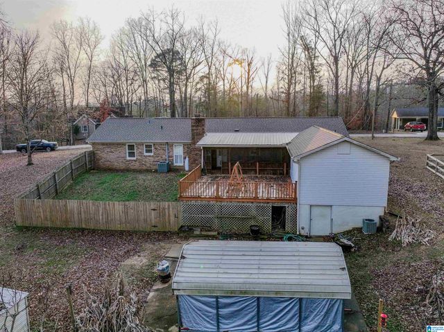 15923 LAKE HILL DRIVE, Northport, AL 35475