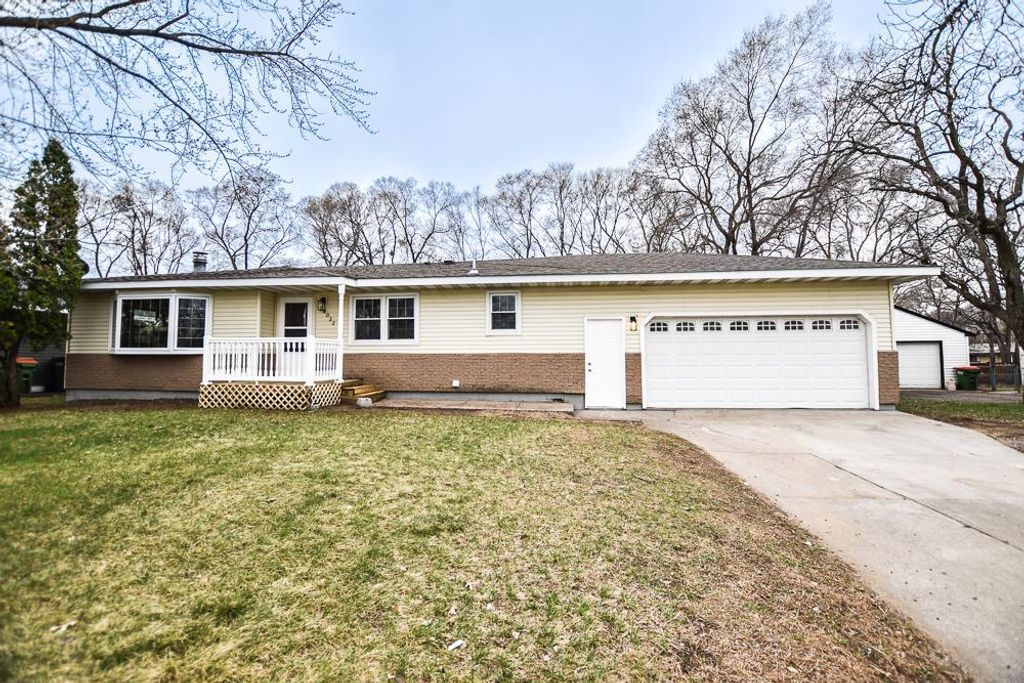 8032 Van Buren Street NE, Spring Lake Park, MN 55432