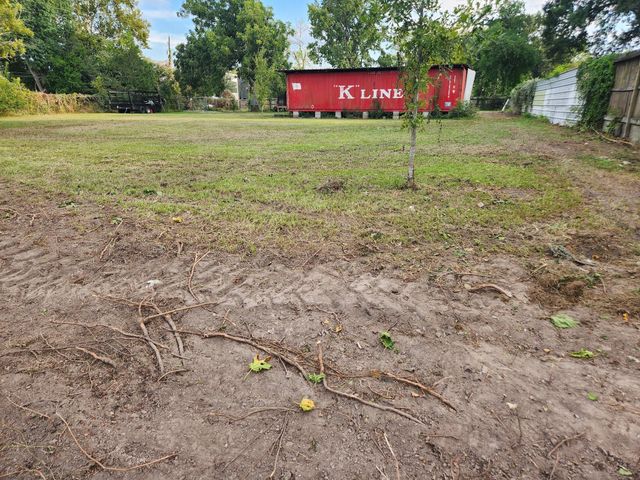 8009 Sealey Street, Houston, TX 77088