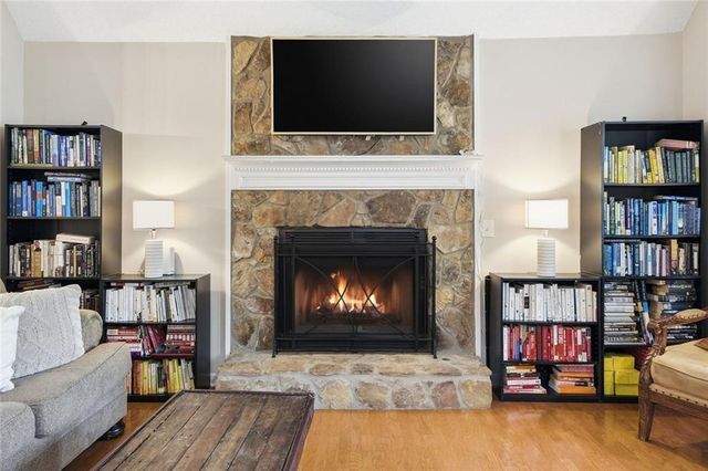 3206 Country Walk Drive, Powder Springs, GA 30127