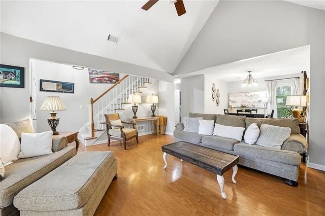 3206 Country Walk Drive, Powder Springs, GA 30127