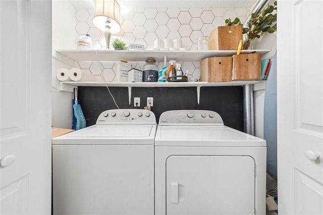 3206 Country Walk Drive, Powder Springs, GA 30127