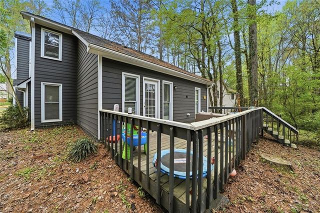 3206 Country Walk Drive, Powder Springs, GA 30127