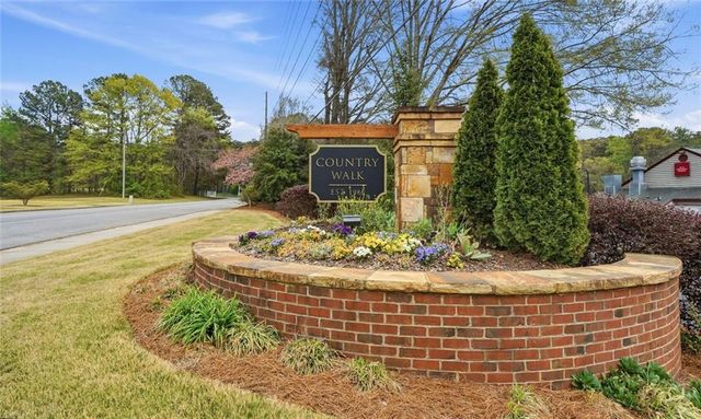 3206 Country Walk Drive, Powder Springs, GA 30127
