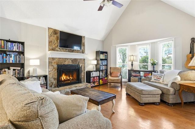 3206 Country Walk Drive, Powder Springs, GA 30127