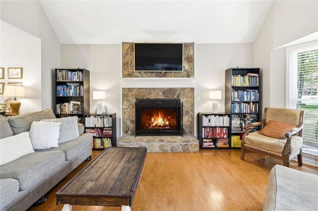 3206 Country Walk Drive, Powder Springs, GA 30127