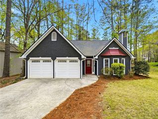 3206 Country Walk Drive, Powder Springs, GA 30127