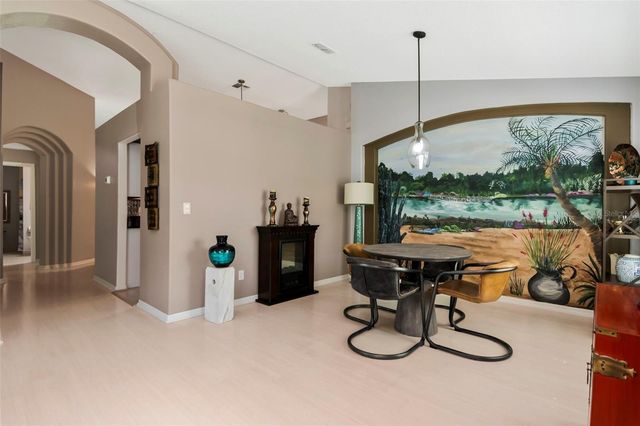 9301 BROOKHURST COURT, Tampa, FL 33647