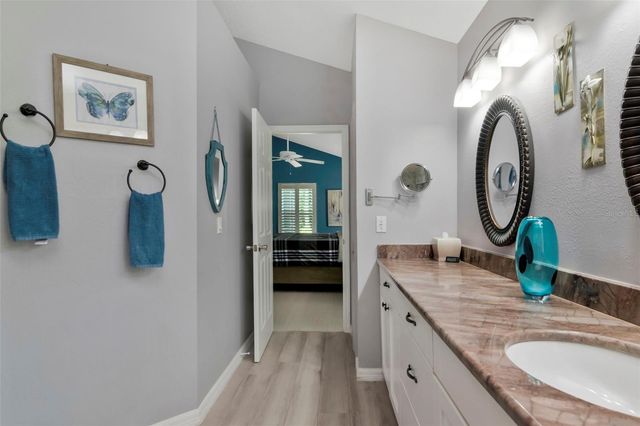9301 BROOKHURST COURT, Tampa, FL 33647