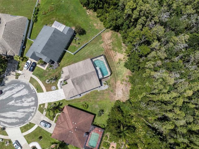 9301 BROOKHURST COURT, Tampa, FL 33647
