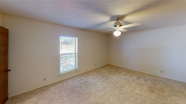 6605 US Highway 67 84, Bangs, TX 76823