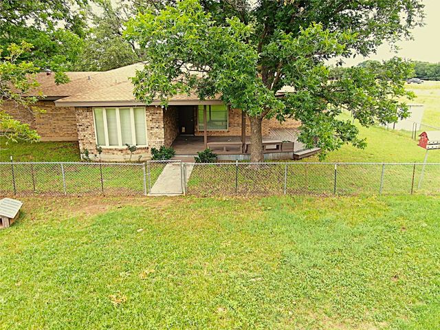 6605 US Highway 67 84, Bangs, TX 76823