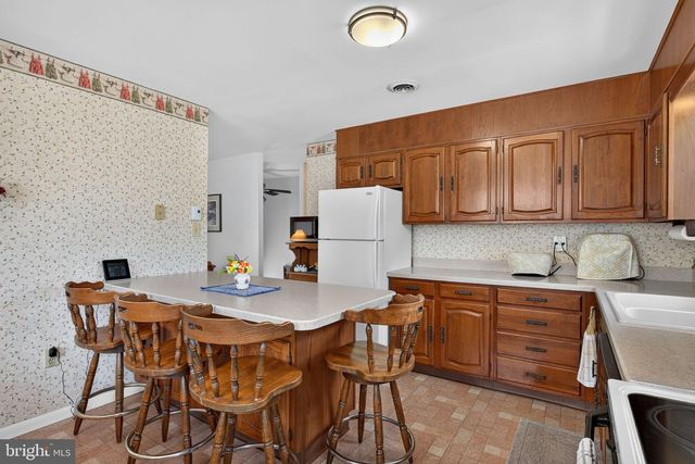 949 BRUNNERVILLE RD, Lititz, PA 17543