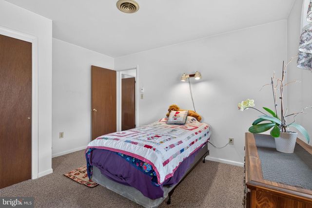 949 BRUNNERVILLE RD, Lititz, PA 17543