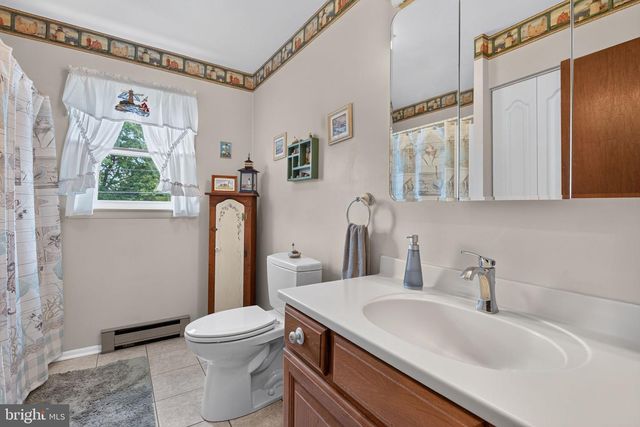 949 BRUNNERVILLE RD, Lititz, PA 17543