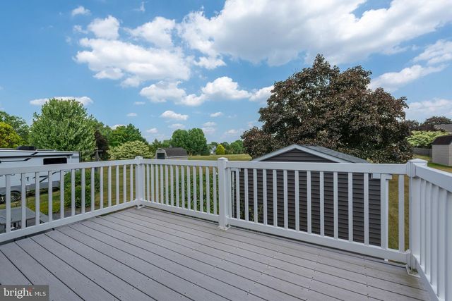 949 BRUNNERVILLE RD, Lititz, PA 17543