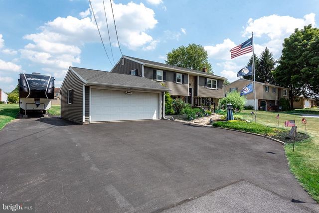 949 BRUNNERVILLE RD, Lititz, PA 17543