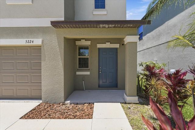 5224 WHITE CHICORY DRIVE, Apollo Beach, FL 33572