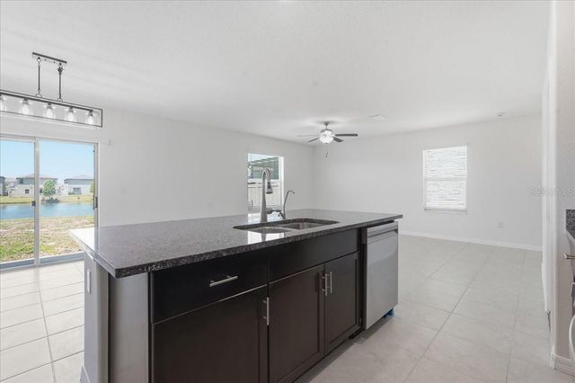 5224 WHITE CHICORY DRIVE, Apollo Beach, FL 33572