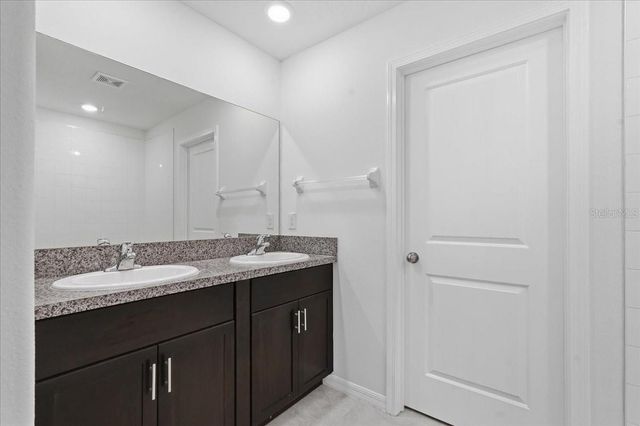 5224 WHITE CHICORY DRIVE, Apollo Beach, FL 33572