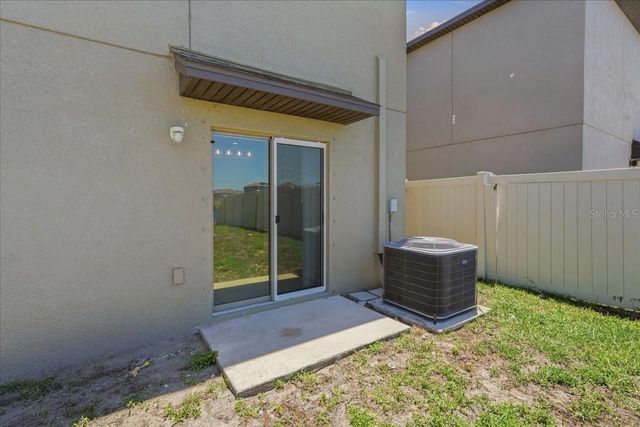 5224 WHITE CHICORY DRIVE, Apollo Beach, FL 33572