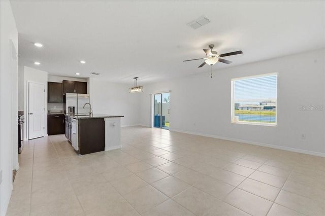 5224 WHITE CHICORY DRIVE, Apollo Beach, FL 33572