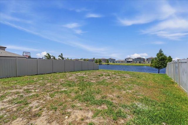 5224 WHITE CHICORY DRIVE, Apollo Beach, FL 33572