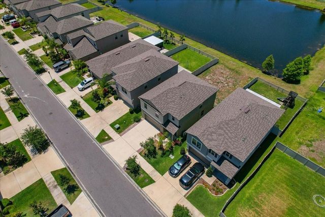 5224 WHITE CHICORY DRIVE, Apollo Beach, FL 33572