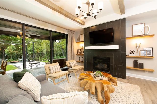 845 Mountain Aloe Drive, Fort Worth, TX 76247