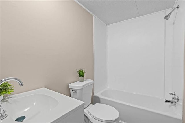 7645 Tevin Court, Wilmer, AL 36587