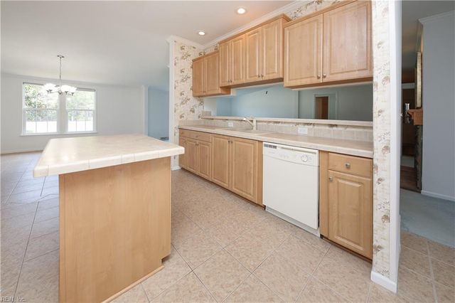 19 Kelly ST, Gates, NC 27937
