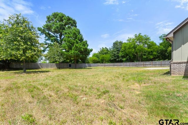 19308 Cedarpark Place, Lindale, TX 75771