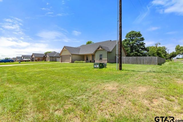 19308 Cedarpark Place, Lindale, TX 75771