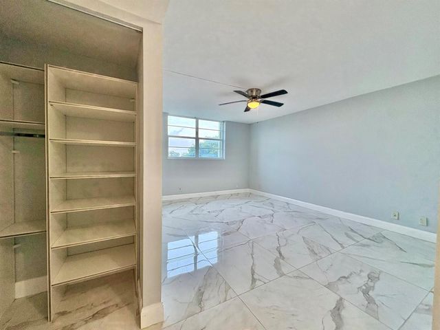 5700 NW 2nd Avenue 311, Boca Raton, FL 33487