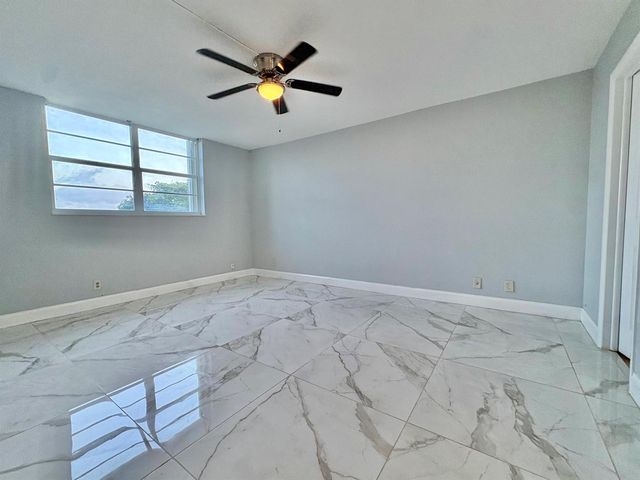 5700 NW 2nd Avenue 311, Boca Raton, FL 33487