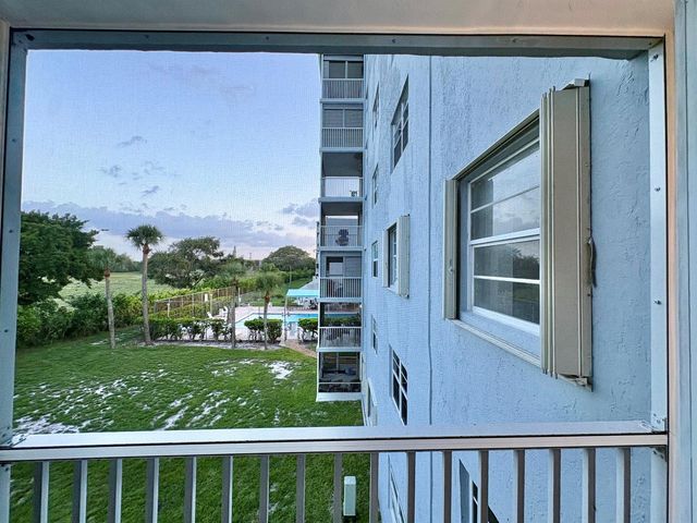 5700 NW 2nd Avenue 311, Boca Raton, FL 33487