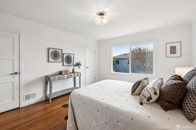 301 Crestlake Drive, San Francisco, CA 94132