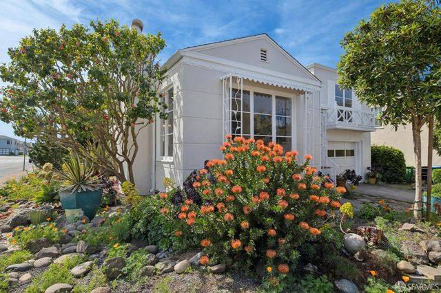 301 Crestlake Drive, San Francisco, CA 94132