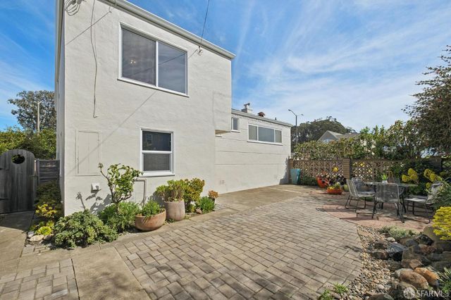 301 Crestlake Drive, San Francisco, CA 94132
