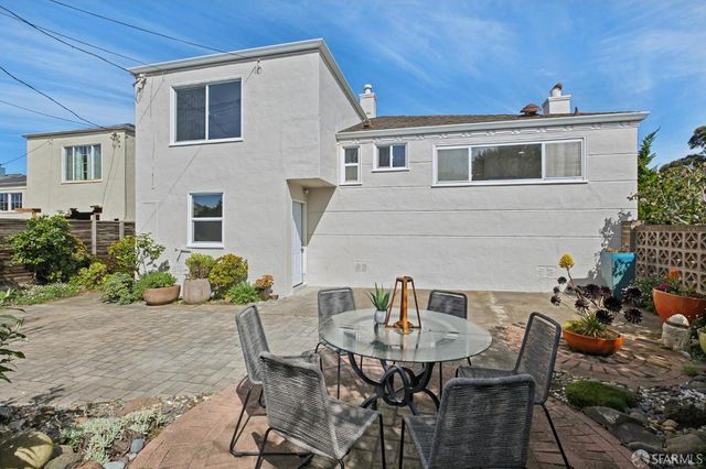 301 Crestlake Drive, San Francisco, CA 94132